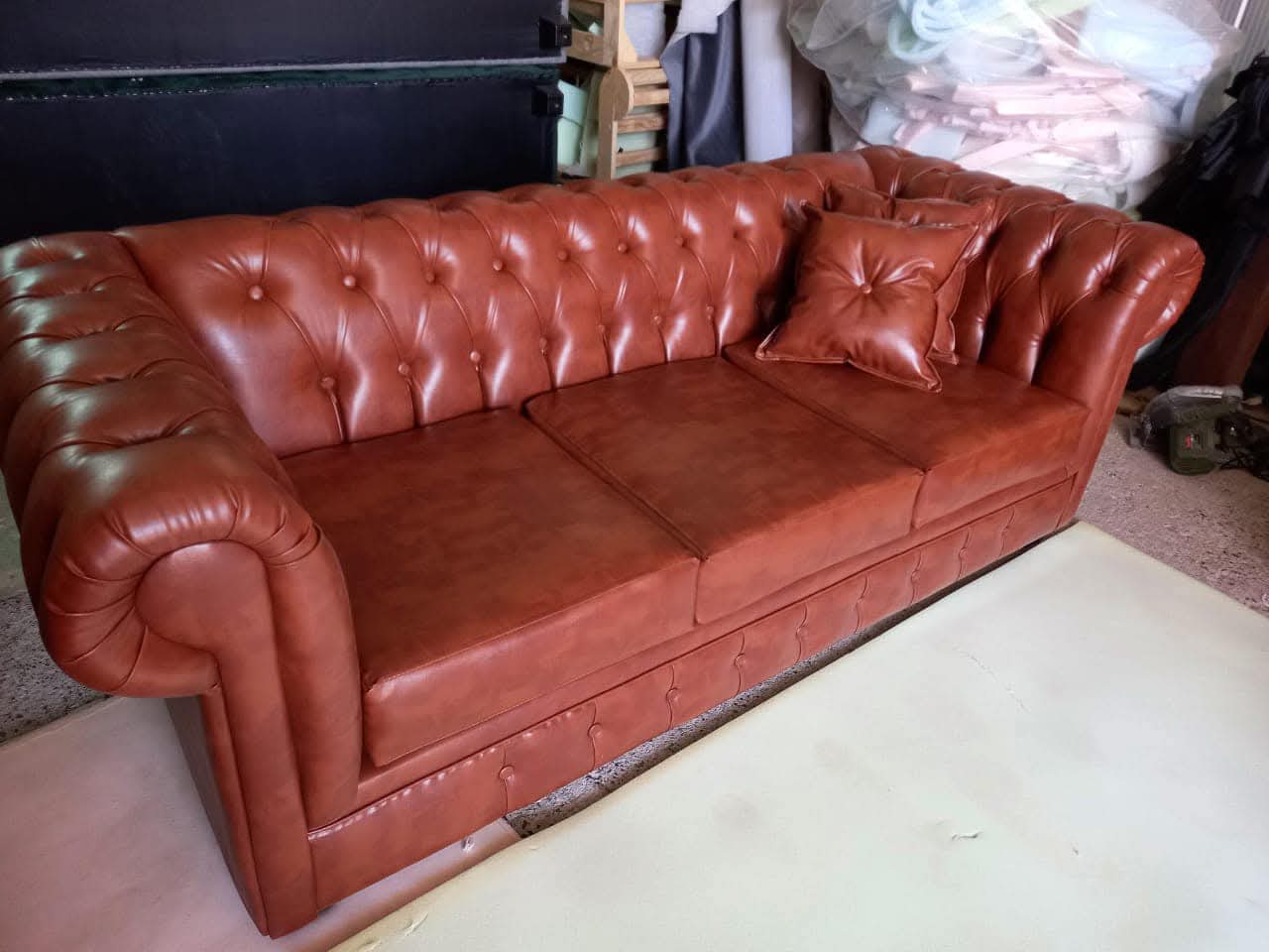 Sofá Capitoné 3 Cuerpos en PU