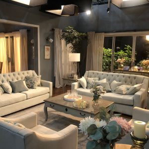 Sofá 3 Cuerpos Respaldo Capitoné Beige