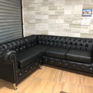 Sofá Capitoné 4 Cuerpos en L PU Negro