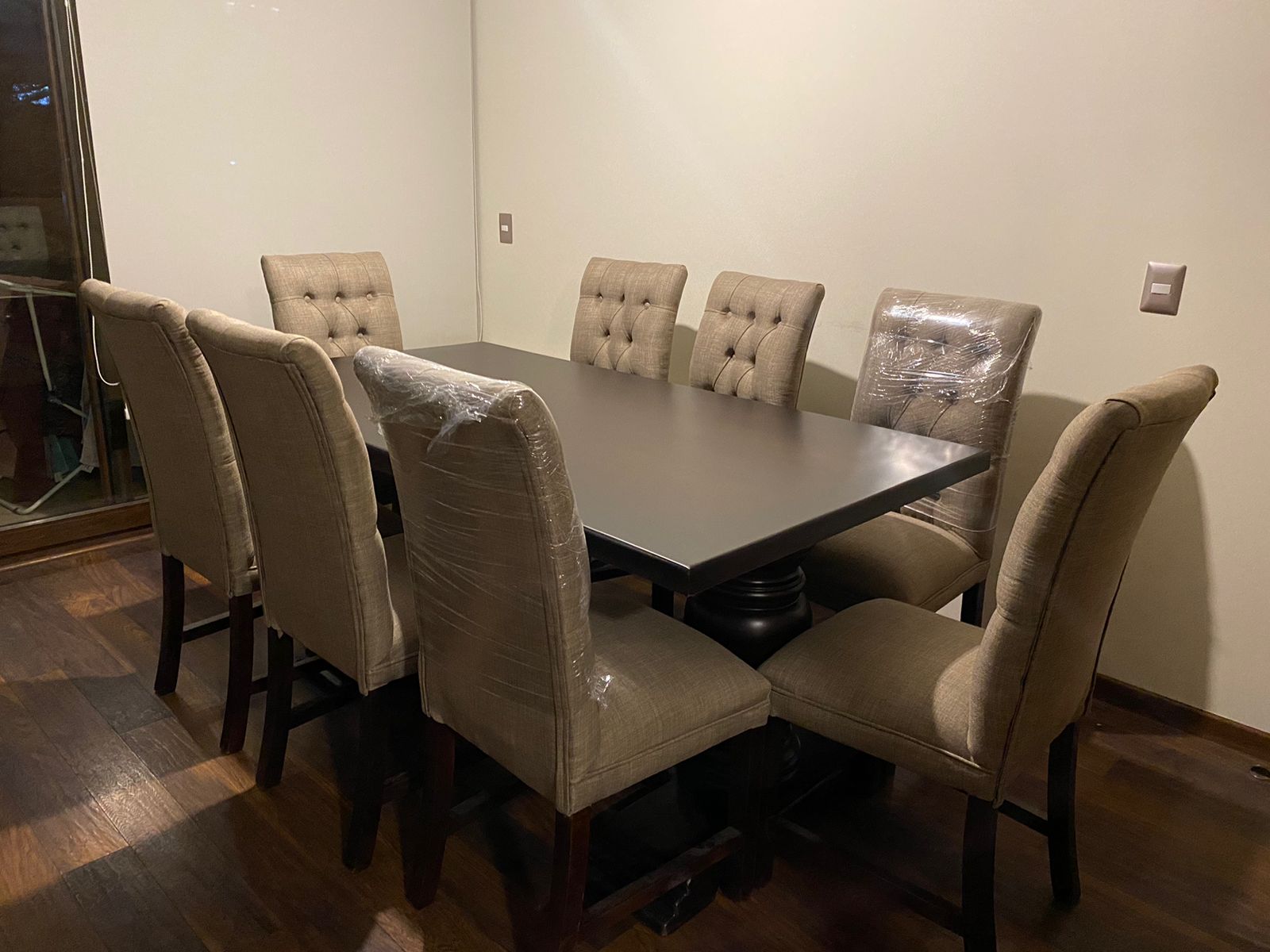 Comedor 8 Sillas Capitone